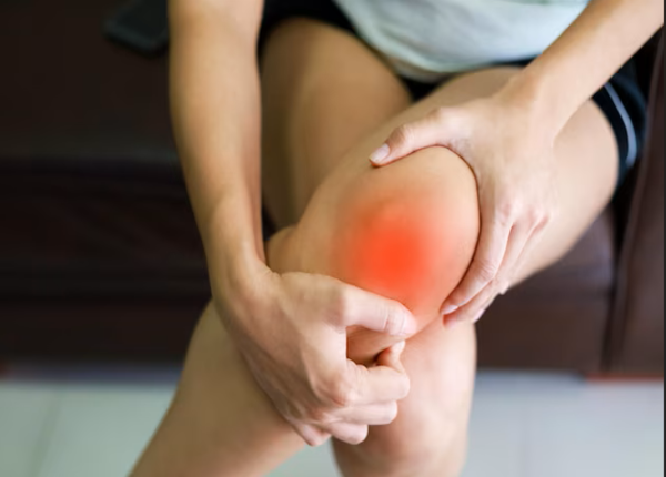 Tràn dịch khớp gối là gì? Nguyên nhân và dấu hiệu nhận biết