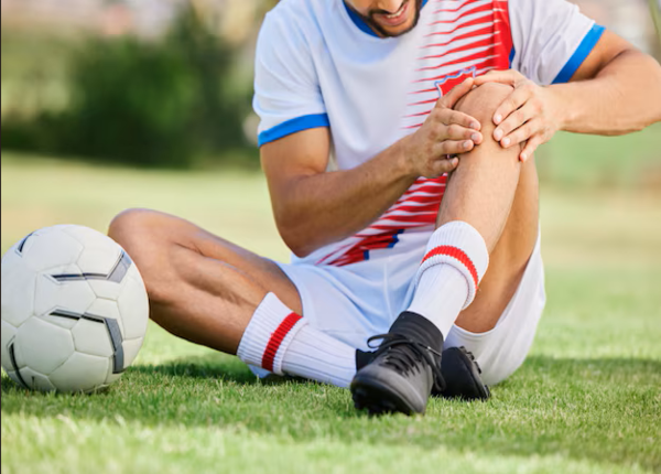 Chấn thương, va đạp mạnh chân cũng là nguyên nhân gây gai xương