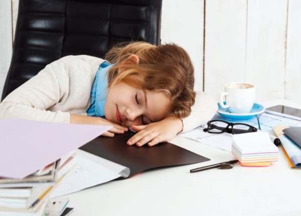 Ngủ trưa đúng cách tầm 20 -30 phút giúp hạn chế cơn buồn ngủ vào ban ngày